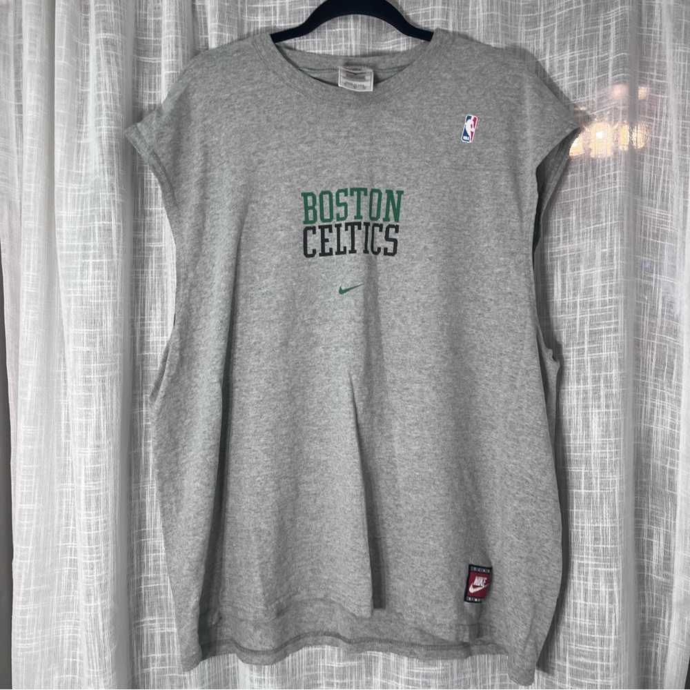 VINTAGE 90s NBA BOSTON CELTICS NIKE TANK Sleeveless Tee Center NIKE 1990s XL